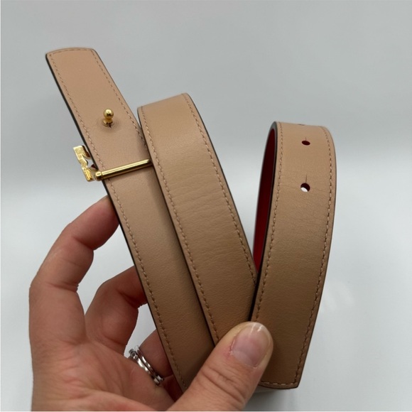 Tory Burch Britten Logo Reversible BeltClassic Tan/Poppy Red With Gold Hardware - Picture 5 of 6